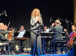 Alice canta Battiato, successo ai Giardini Estensi