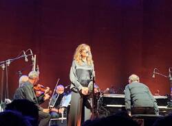 Alice canta Battiato, successo ai Giardini Estensi