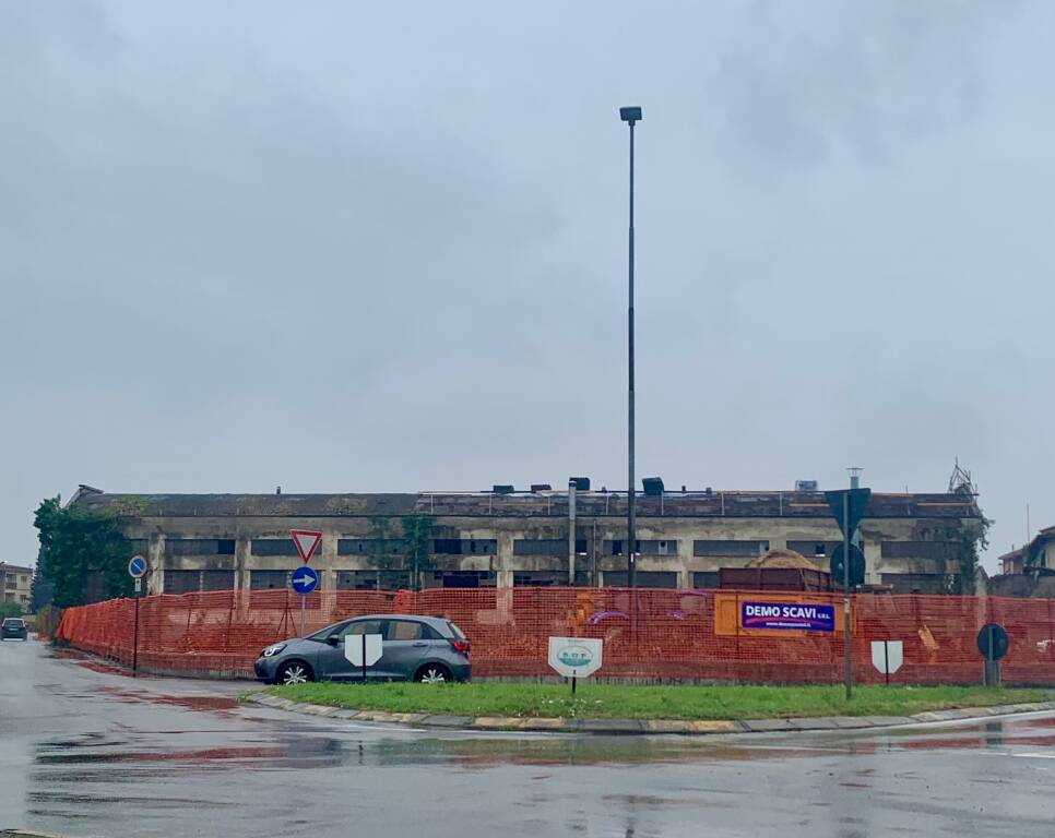 demolizione l Fonderie Bertolli Samarate