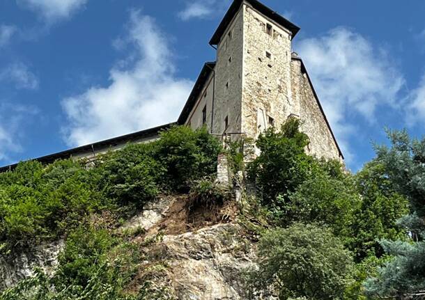 Frana sotto la Rocca di Angera