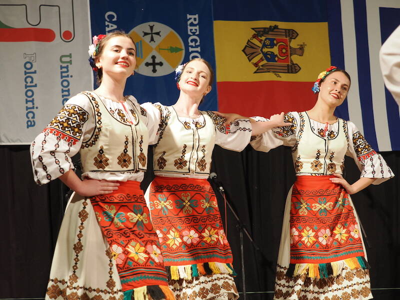 ìfestival folkloristico di Ferno