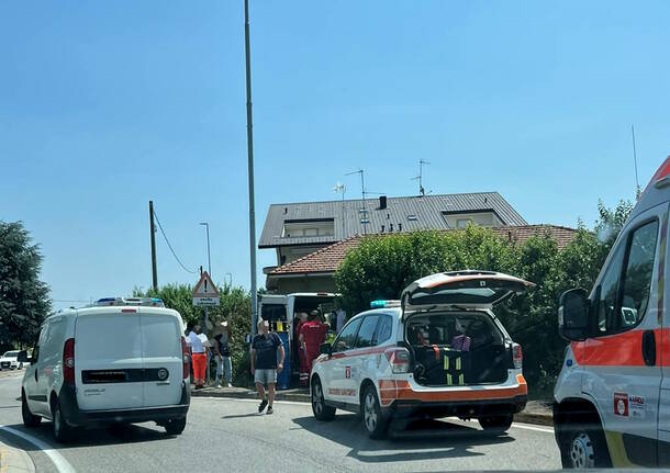 Incidente sul sempione a Parabiago coinvolta un'ambulanza