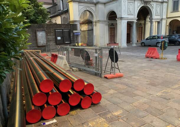 Induno Olona - Lavori per la nuova piazza della chiesa