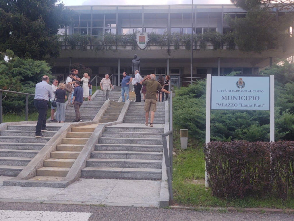 La commemorazione per Laura prati a cardano al campo