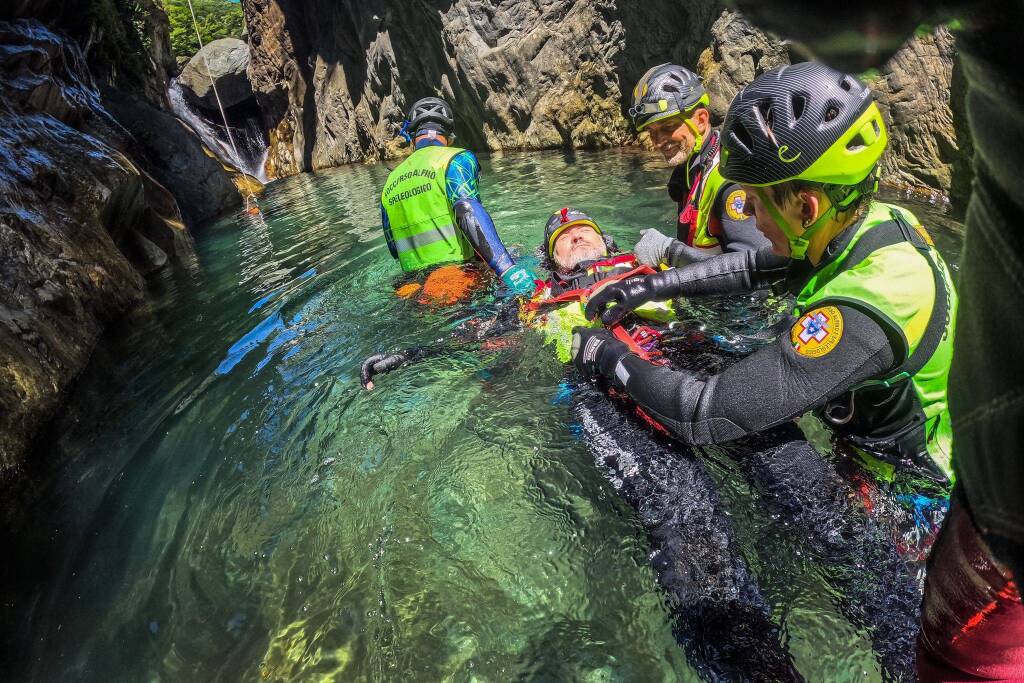 La grande esercitazione in forra del Soccorso Alpino
