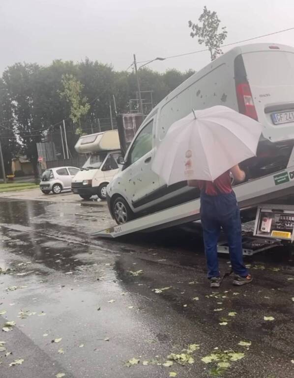 La grandinata su Saronno, le foto di Ezio Cairoli 