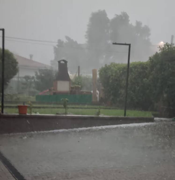 La grandinata su Saronno, le foto di Ezio Cairoli 