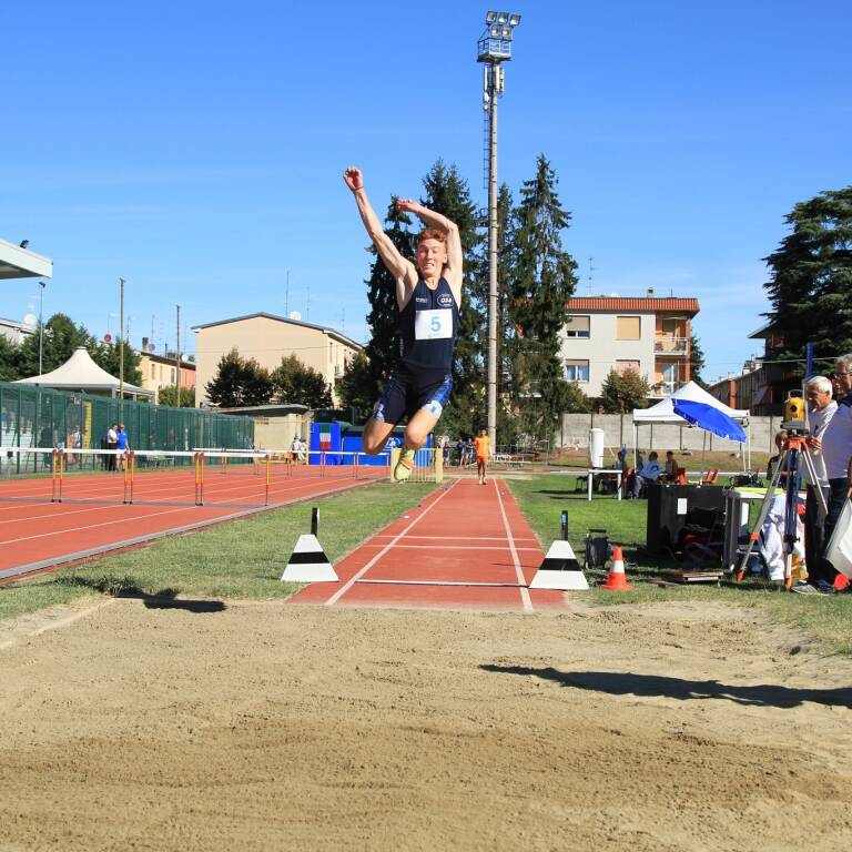 La squadra di Osa Saronno Libertas è pronta per i Campionati Italiani Assoluti di Molfetta