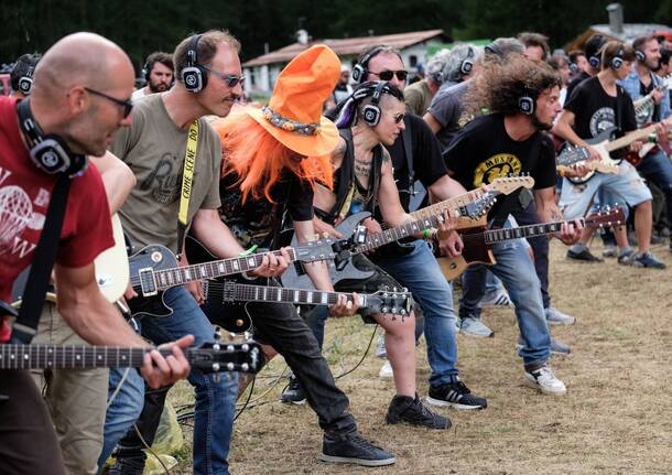 Rockin’ 1000, la rock band più grande del mondo