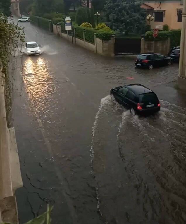 Maltempo a Gallarate 21 luglio 2023 (foto Ezio Cairoli)