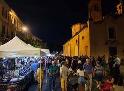 Migliaia di persone alla notte bianca di Saronno. Il sindaco: "Una sfida vinta"