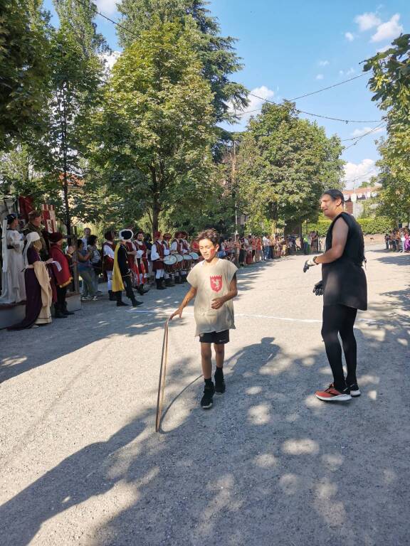 Palio dei Castelli 2023, la Corsa dei Cerchi e i momenti solenni