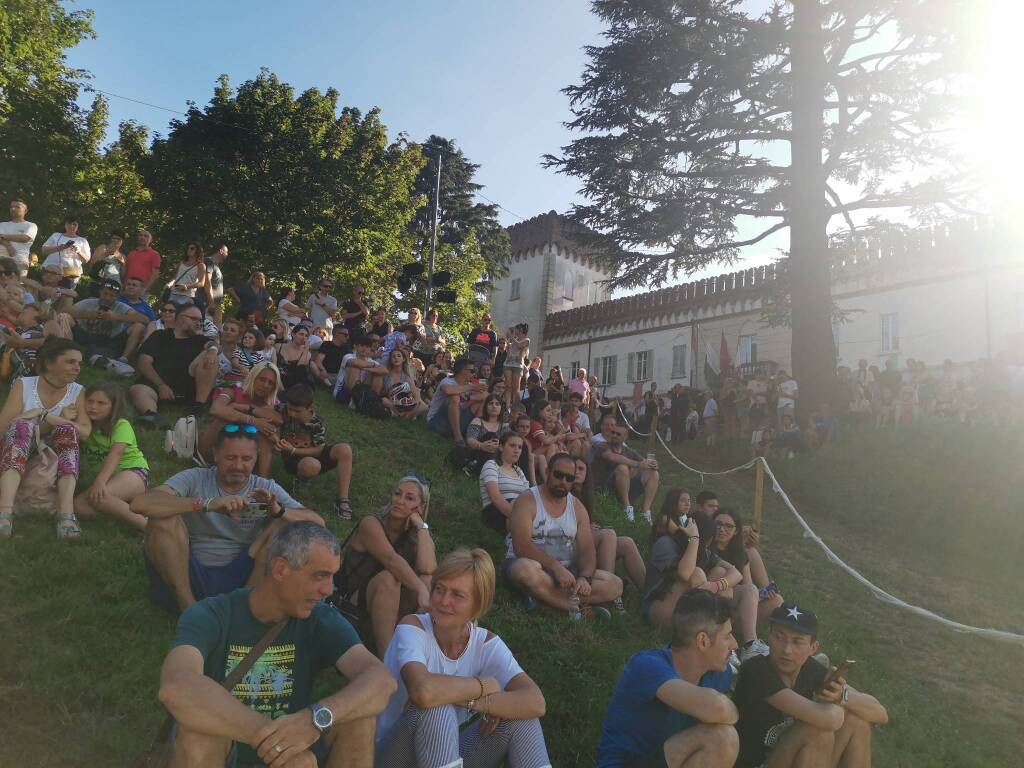 Palio dei Castelli 2023, la Corsa dei Cerchi e i momenti solenni