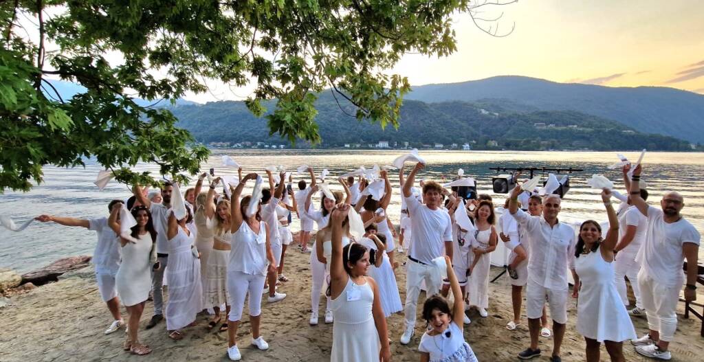 Porto Ceresio - Cena in bianco 2023