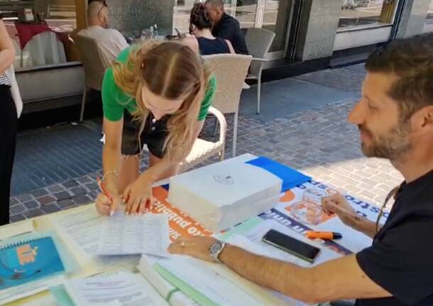 raccolta firme ospedale gallarate