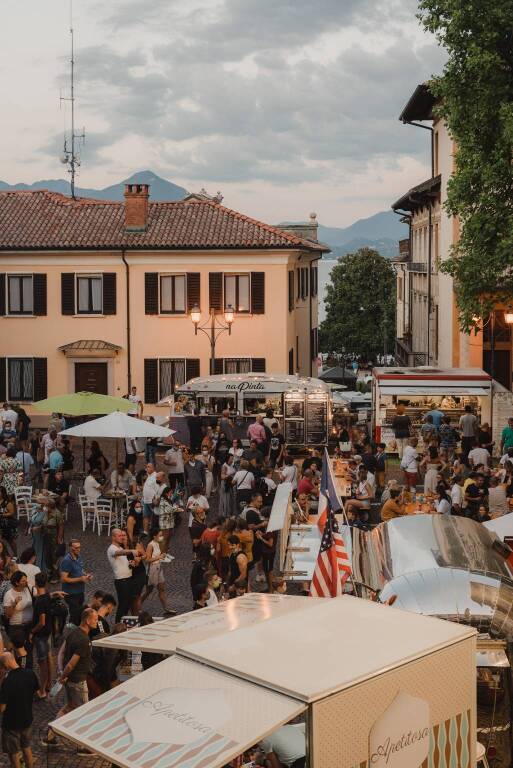 Rolling truck Street Food Festival Baveno