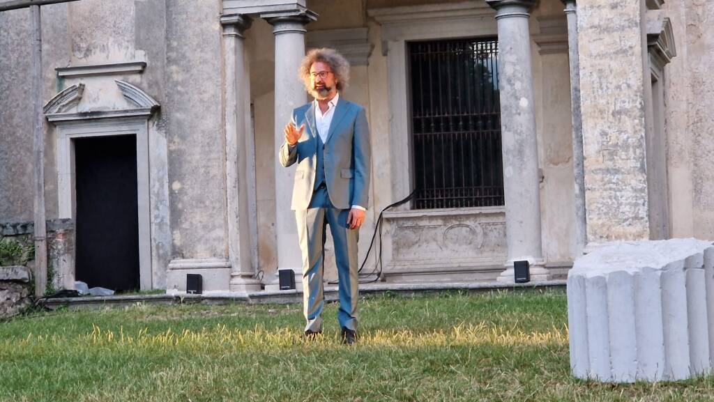 Simone Cristicchi apre Tra Sacro e Sacro Monte