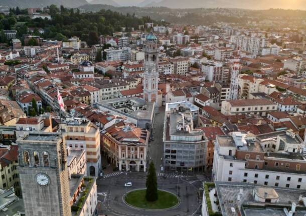 Varese Piazza Monte Grappa