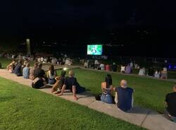 300 persone a Luino per Va in Giro