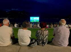 300 persone a Luino per Va in Giro