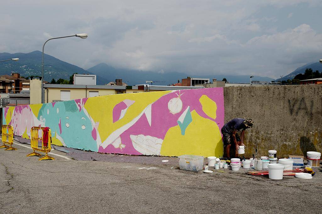 A Luino un nuovo "muro che unisce"