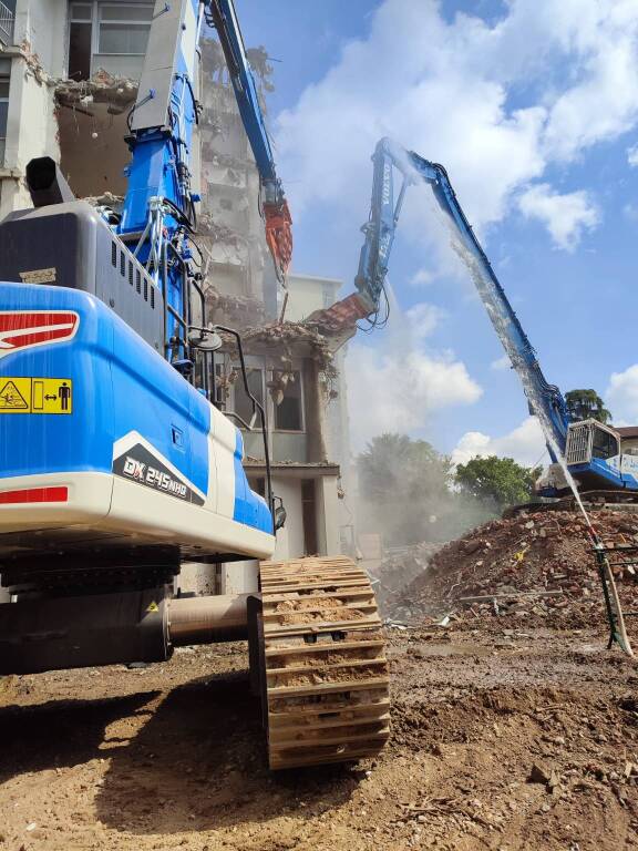 abbattimento ex geriatria ospedale di varese