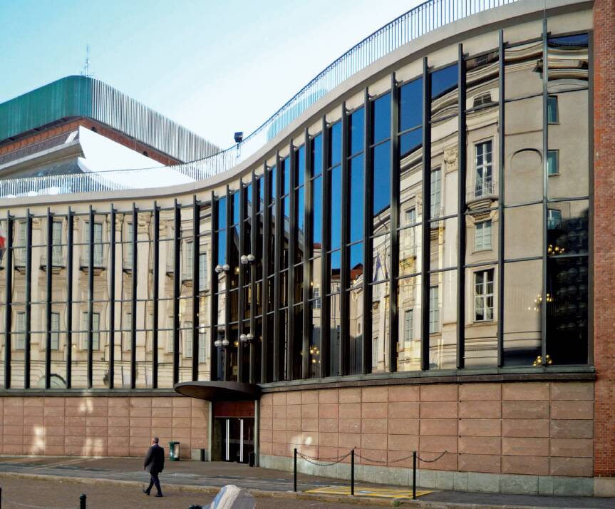 Carlo Mollino, l'architetto visionario che realizzò il suo capolavoro ad Agra