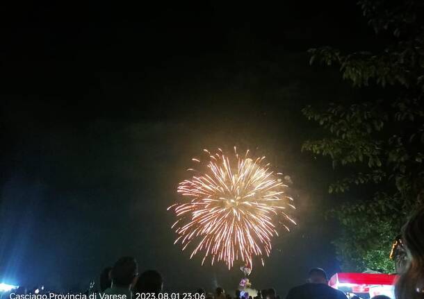 Un tripudio di luci e colori chiude la tradizionale festa di Sant’Eusebio a Casciago