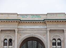 Galleria Vittorio Emanuele vandalizzata (foto Andrea Cherchi)