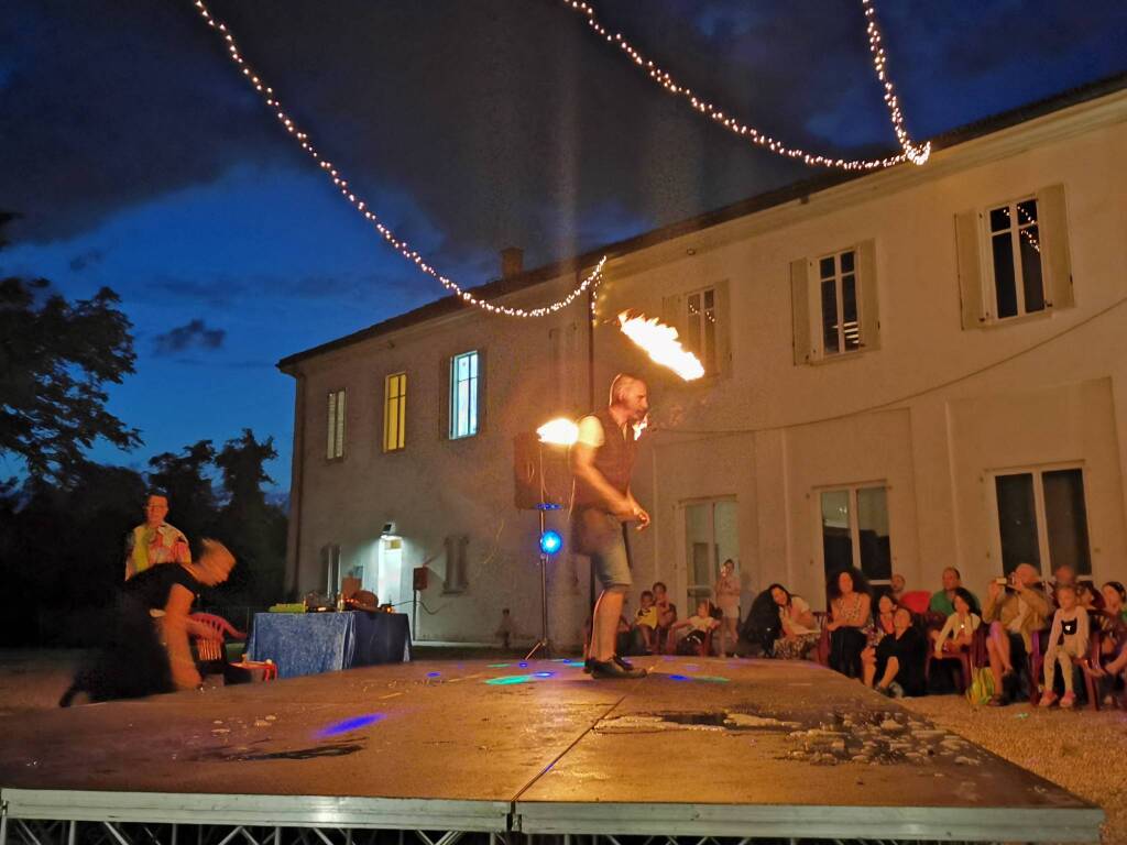 I bambini protagonisti a Castiglione in una serata da sogno al Castello 