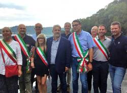 L'inaugurazione della passerella sul Lago di Comabbio