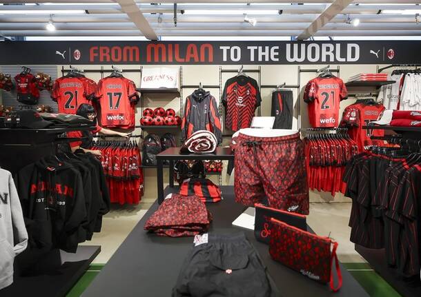 Gadget ufficiali AC Milan - Sports In vendita a Milano