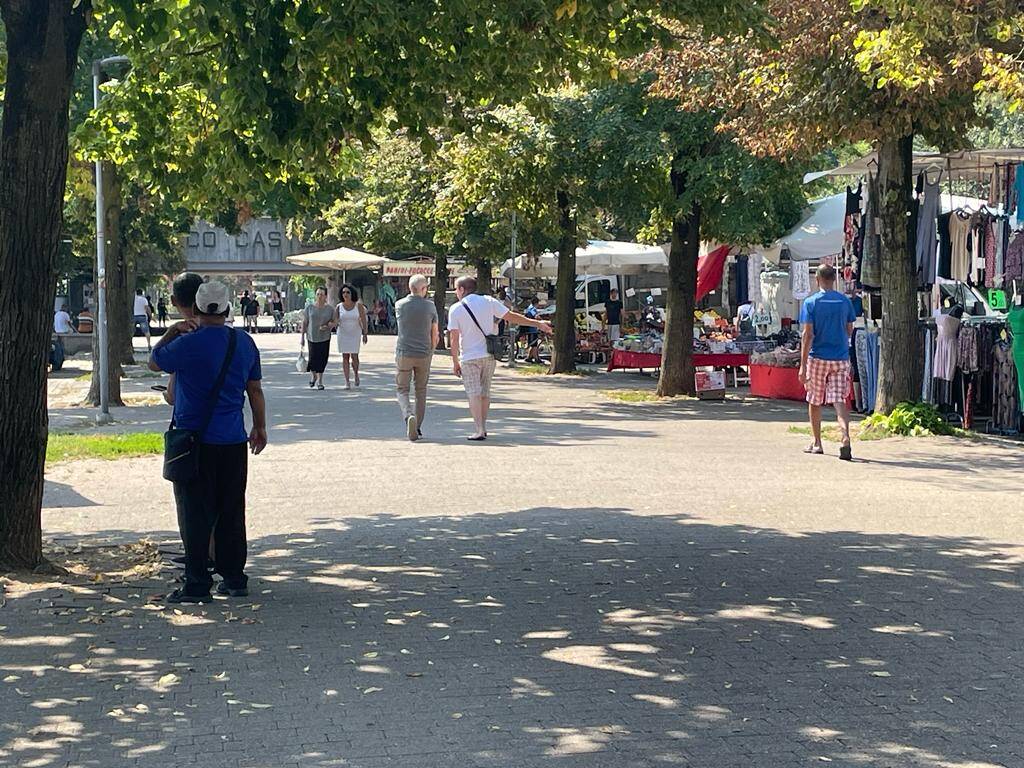 Mercato di Legnano a Ferragosto