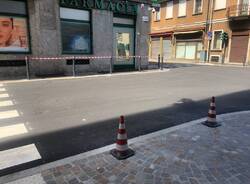 Piazza del Popolo a Legnano verso il completamento con gli ultimi arredi