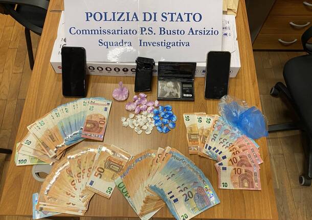 polizia busto arsizio cocaina