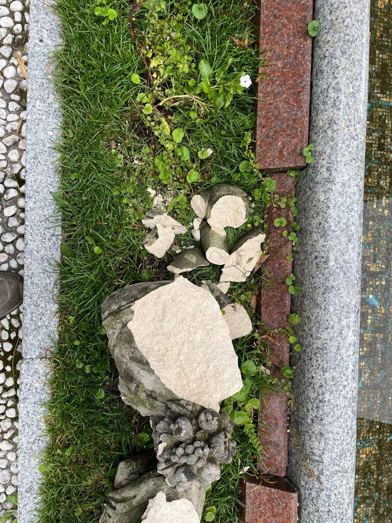 Viggiù - Vandali a Villa Alceo