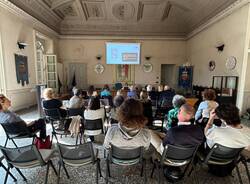 A Laveno Mombello il festival della biblioterapia: le foto del primo giorno 