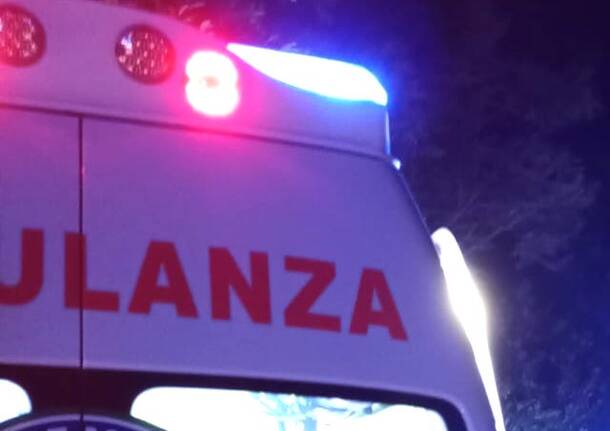 ambulanza generica notte