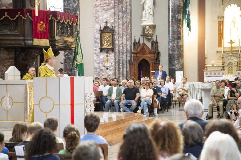 Arcivescovo Delpini in parrocchia San Domenico. Foto by Stefano Borsani