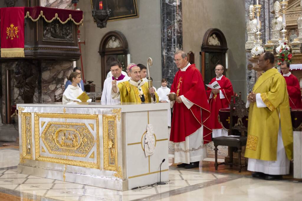 Arcivescovo Delpini in parrocchia San Domenico. Foto by Stefano Borsani