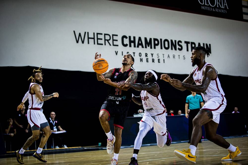 Basketball Champions League: FMP Belgrado – Itelyum Varese 71-73