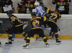 hockey su ghiaccio supercoppa cortina varese 