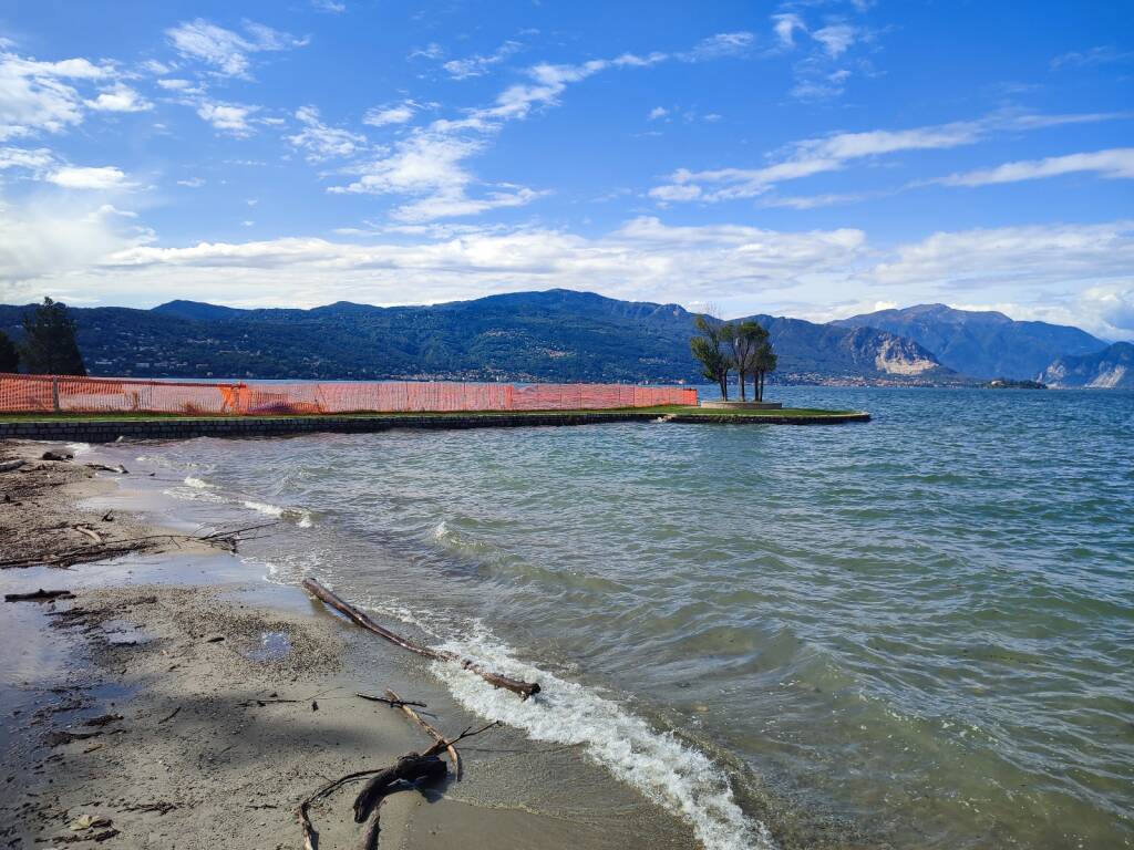 Il Lago Maggiore a Cerro di Laveno dopo le recenti piogge