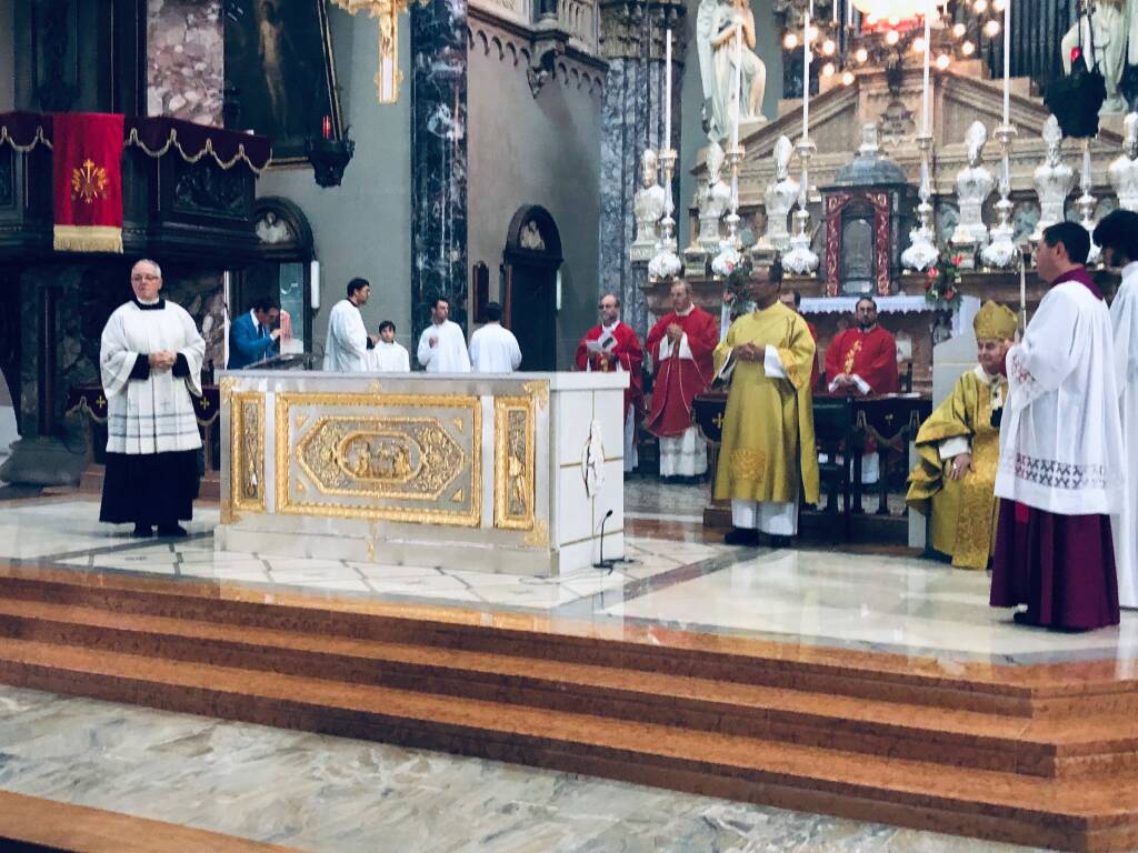 La celebrazione dell’altare della chiesa  San Domenica 