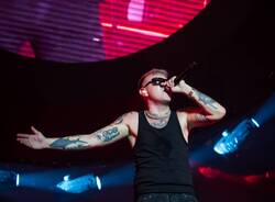 Lazza in concerto al Mediolanum Forum di Milano 