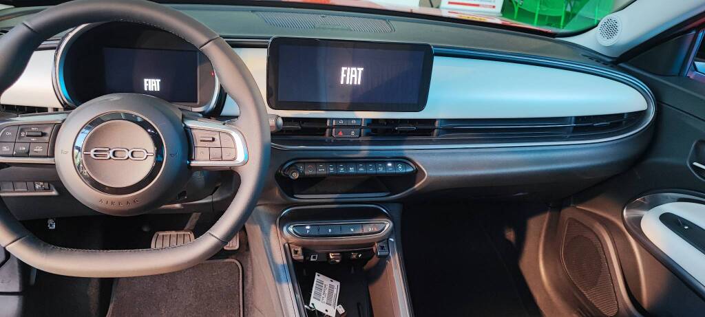 Nuova Fiat 600e - New dolce vita