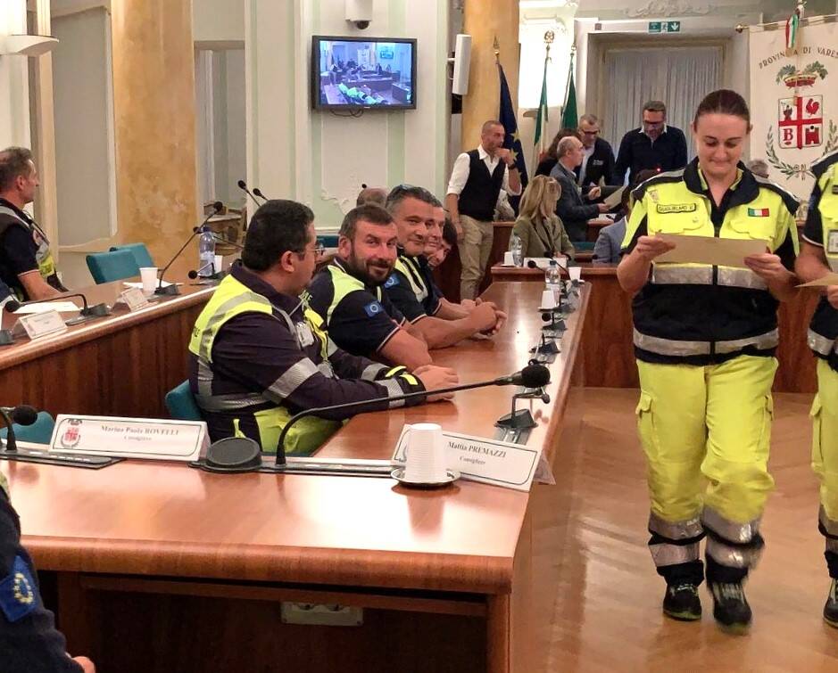 Riconoscimento ai volontari della Protezione civile in Emilia