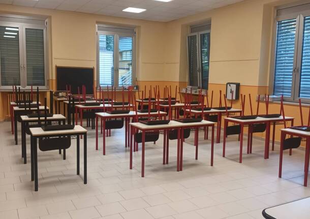 scuola primaria ferno