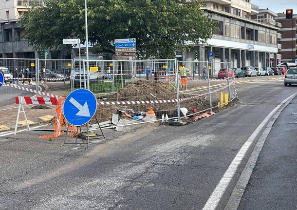 Cantiere in largo Comolli a Varese