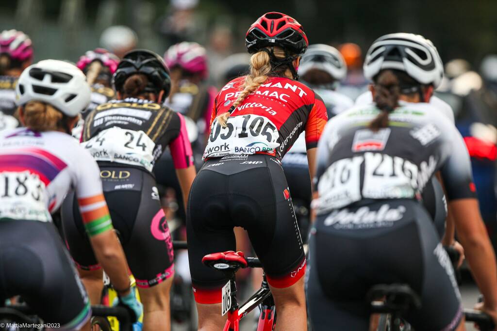 Tre Valli Varesine Women, la partenza da Busto Arsizio
